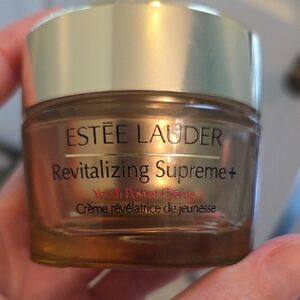 Estee Lauder Revitalizing Supreme+